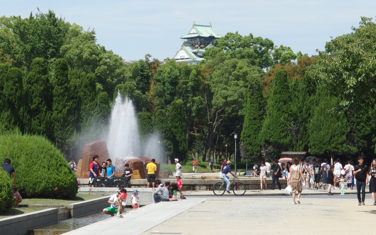 大阪城公園の噴水広場