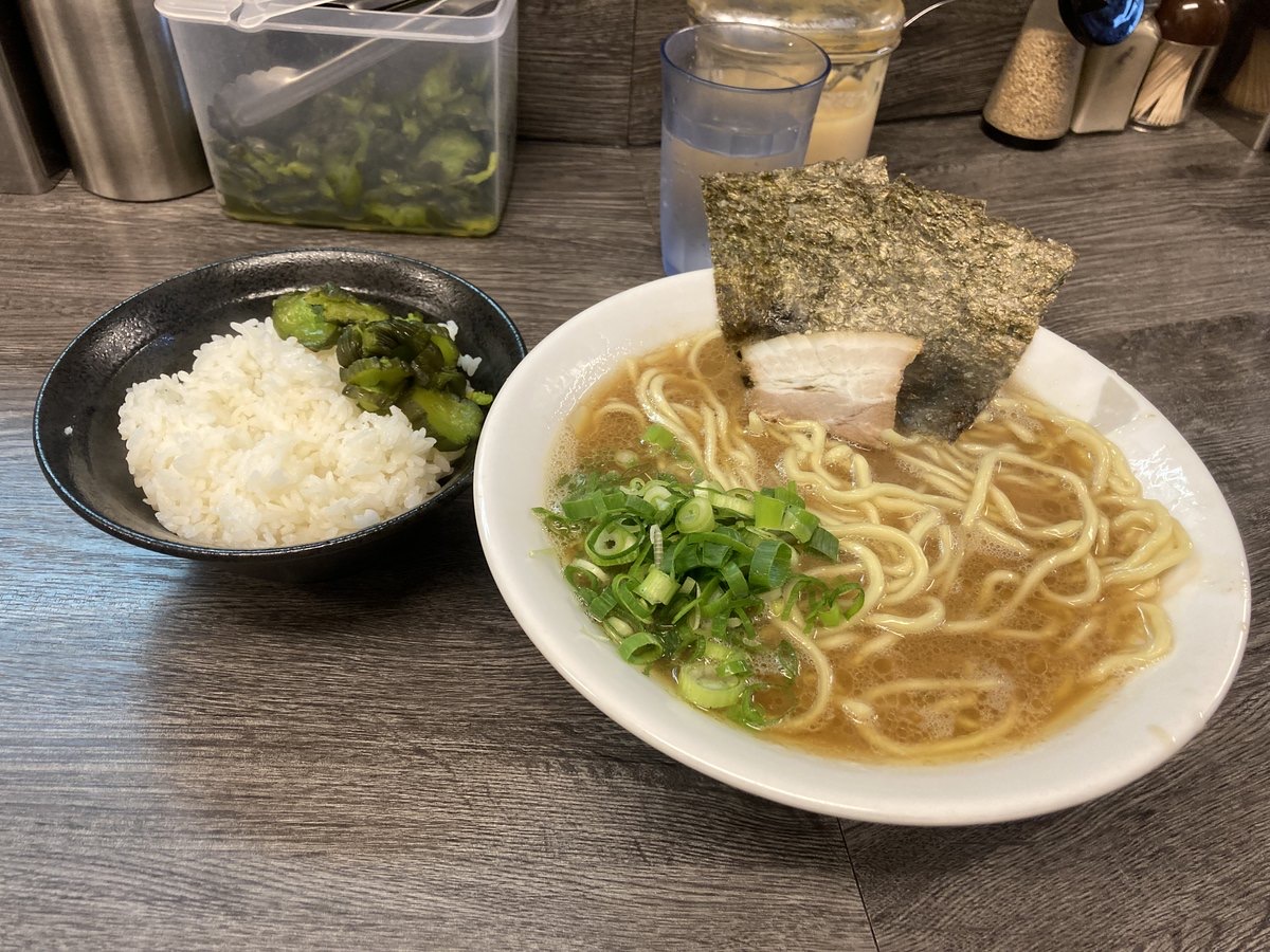 家系ラーメンとライス（カーボローディング）